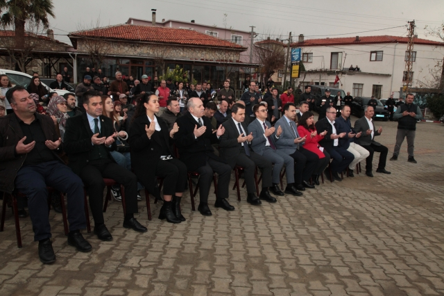 Çanakkale'de Yangından Etkilenen Çiftçilere Zeytin Fidanı Desteği