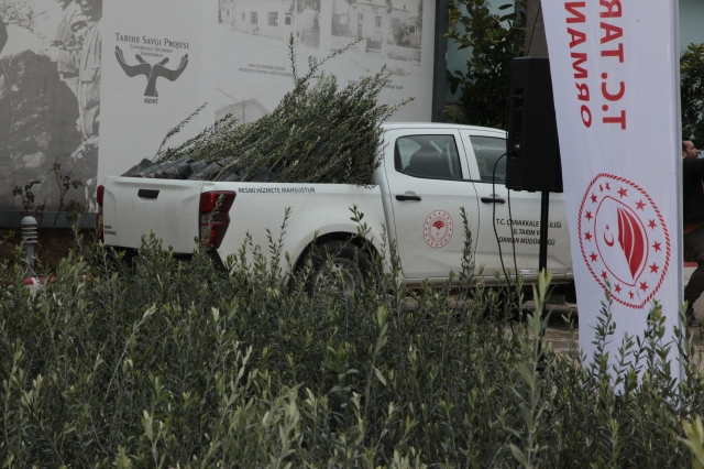 Çanakkale'de Yangından Etkilenen Çiftçilere Zeytin Fidanı Desteği