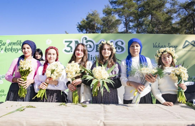 Mersin’de Mis Kokan Nergis Şenliği: Coşku ve Eğlence Bir Arada