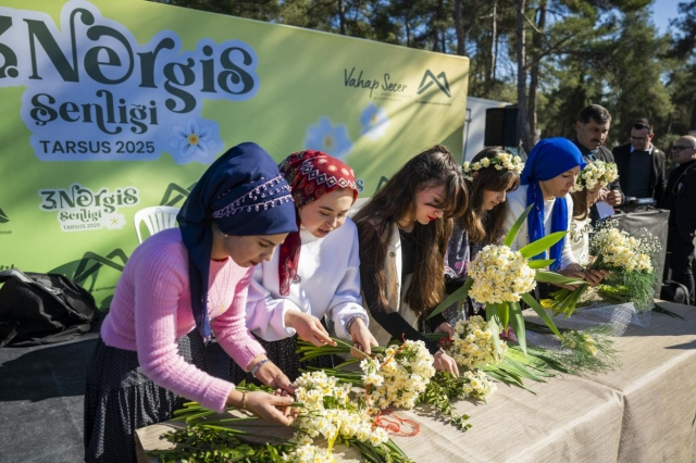 Mersin’de Mis Kokan Nergis Şenliği: Coşku ve Eğlence Bir Arada