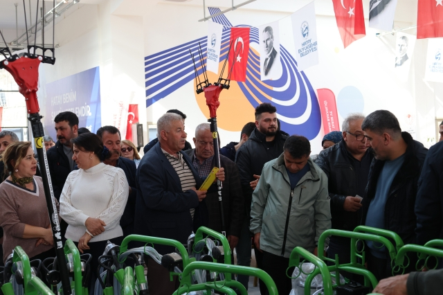 Hatay Büyükşehir Belediyesi'nden Tarımsal Üretime Büyük Destek