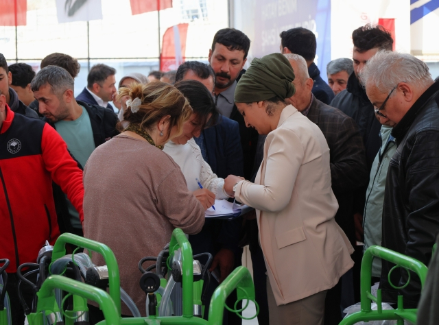 Hatay Büyükşehir Belediyesi'nden Tarımsal Üretime Büyük Destek