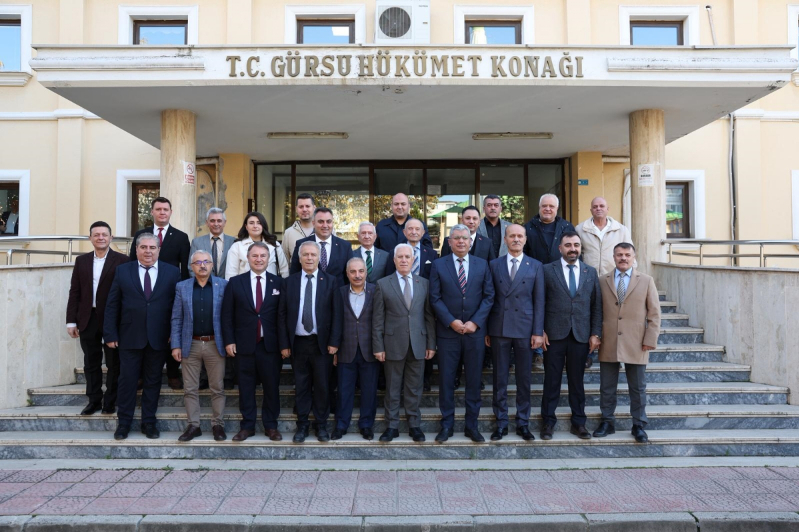 Bursa Büyükşehir, Gürsu’da küçükbaş yetiştiricisine destek verdi