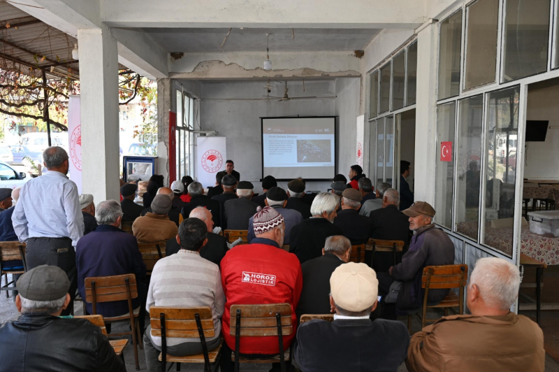 Denizli Tarım İl Müdürlüğü Zeytin Tarla Okulunu Tavas’ta Tamamladı