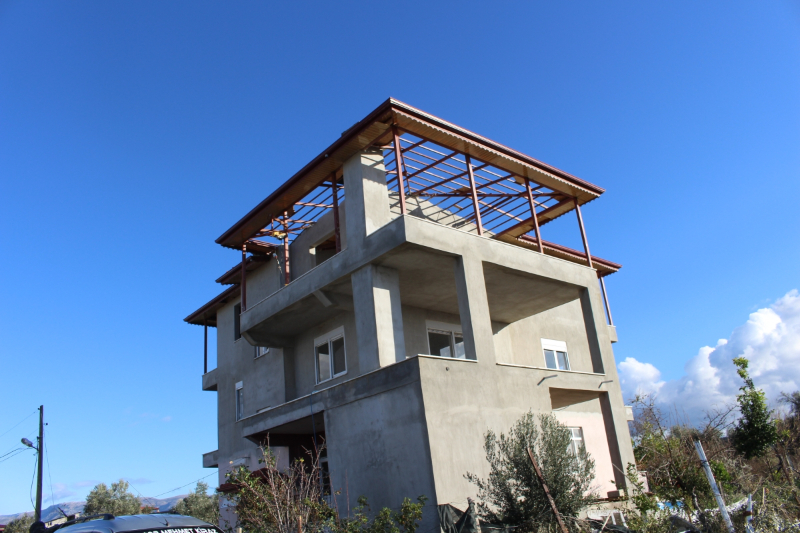 Antalya Büyükşehir Belediyesi Manavgat’ta hortum hasarını inceledi