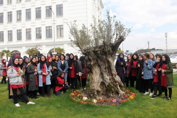 Liseli Öğrenciler Yalova İl Tarım Ve Orman Müdürlüğünü Ziyaret Etti