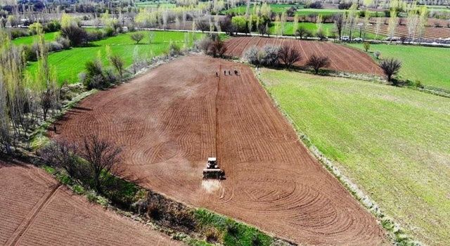 Atıl Durumdaki Arazilerde Tarımsal Üretim Ve Tesis Yatırımlarına Hibe Desteği Verilecek