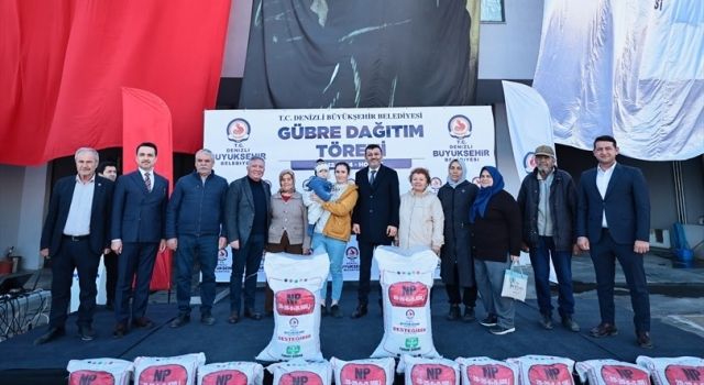 Denizli Büyükşehir üreticinin yüzünü güldürmeye devam ediyor