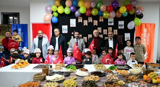 Malatya'da Yerli Malı Haftası Coşkusu: Minikler Yerli Ürünlerle Buluştu