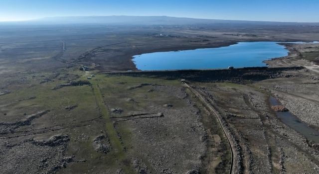 Binlerce Dekar Tarım Arazisi ve Hayvan Göletlerle Suya Kavuşuyor