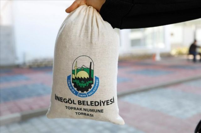 İnegöl Belediyesi'nden Çiftçilere Ücretsiz Toprak Analizi Desteği