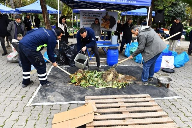 İzmir Büyükşehir Belediyesi’nden Kompost Üretimi Eğitimi