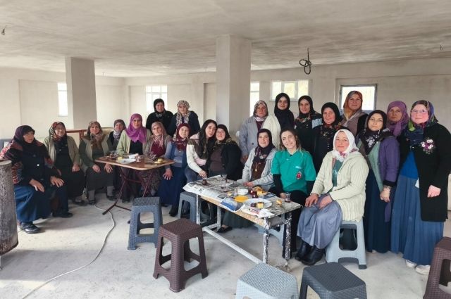 Kastamonu'da Aile Kurumu Güçlendiriliyor! Çiftçilere Yönelik Eğitim Çalışmaları Devam Ediyor