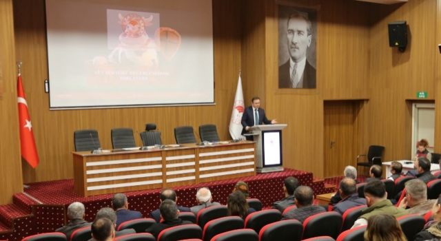 Muğla’da Süt Sektörü Toplantısı: Sorunlar ve Çözüm Önerileri Masaya Yatırıldı