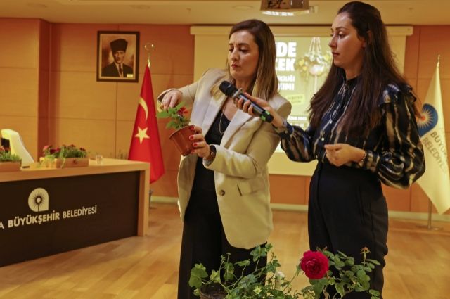 Antalya'da Eviniz Çiçek Açacak: Ücretsiz Eğitim Yoğun İlgi Gördü!