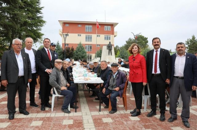 Başkan Ünlüce’ den Kırsal Kalkınma Vurgusu