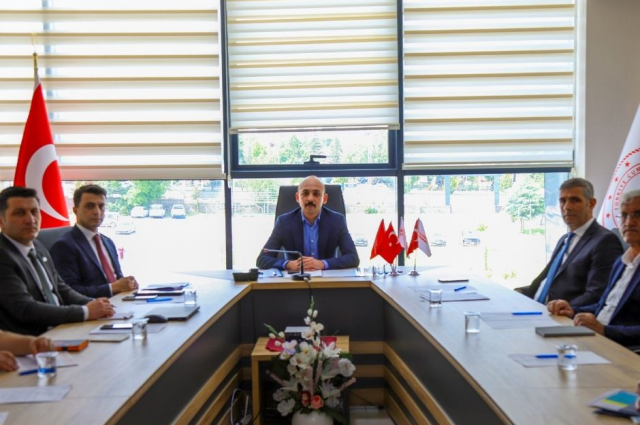 Bingöl'de Su Seferberliği: Kuraklıkla Mücadele ve Etkin Su Yönetimi Masaya Yatırıldı!