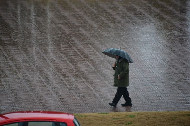 Meteoroloji Uyardı: Türkiye'nin Büyük Bölümünde Sağanak ve Fırtına Tehlikesi!
