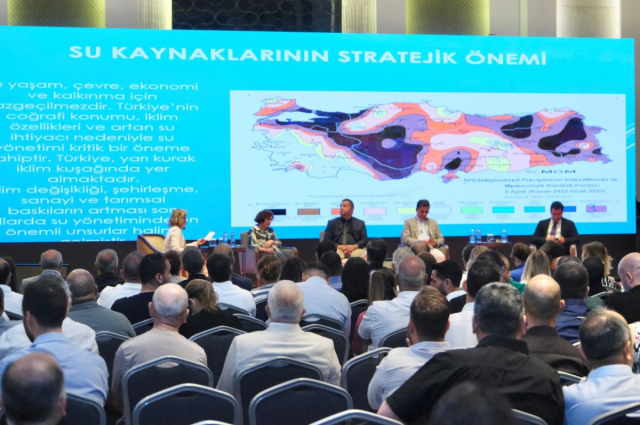 Adana'dan Su Krizi Uyarısı: "Başka Bir Su Yönetimi Mümkün" Paneli
