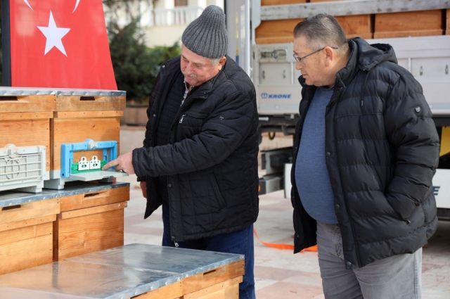 Bilecik Valiliği arıcılık destek programını başlattı