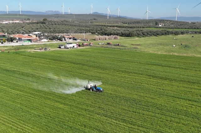 Akhisar Belediyesi Doğuca’da 125 Dönüm Buğday ve Arpa Ekti