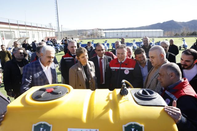 Diyarbakır’da bağcılığa ekipman desteği sağlandı