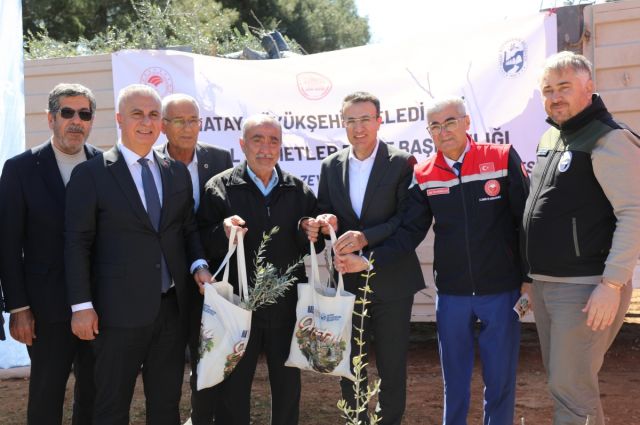 Hatay BŞB Kırıkhan’da Zeytin ve İncir Fidanı Desteği Başlattı