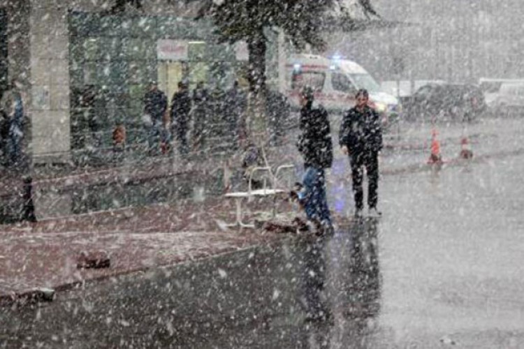 Meteoroloji'den kar uyarısı geldi