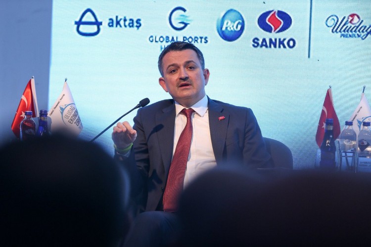 Bakan Pakdemirli: Samanın Neden İthal Edildiğini Bilmiyorum