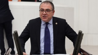 CHP’li Evrim Karakoz’dan Tarım Bakanına Çağrı: “Önce Çiftçiye Tarlasını Neden Ekemediğini Sorun”