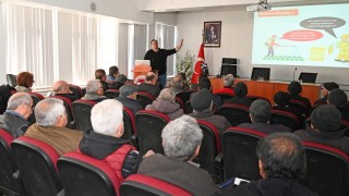 Denizli'de Arı Yetiştiricilerine Varroa Eğitimi Verildi