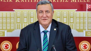 CHP'li Gürer'den Sahte Gübre İddialarına İlişkin Çarpıcı Açıklama: '90 Ton Sahte Gübre Ele Geçirildi, Bakanlık Cevap Vermekten Kaçınıyor!