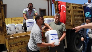 Don Vuran Kiraz Üreticilerine Sıvı Gübre Desteği!