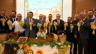 Manisa’da 2025–2026 Sezonu İlk Kuru Üzüm Töreni Gerçekleştirildi