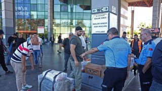 Antalya Büyükşehir Belediyesi, otogarda kaçak balık ve canlı hayvan ele geçirdi