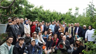 Ege Yaş Meyve Sebze İhracatçıları Birliği gençleri tarıma kazandırıyor