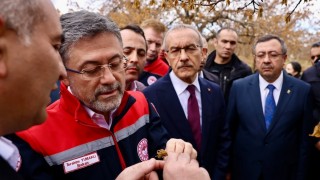 Tarım Bakanı Yumaklı: Zirai dondan etkilenen üreticiye 13,2 milyar TL destek