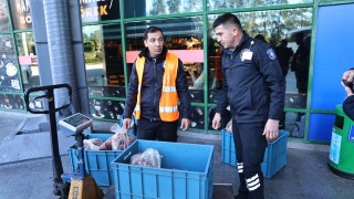 Antalya Büyükşehir Belediyesi otogarda 275 kilo kaçak eti yakaladı