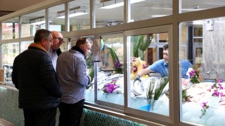 Düden Balık Çarşısı yoğun ilgi görüyor