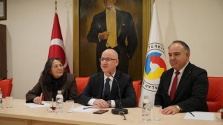 Ayvalık’ta zeytinyağında lisanslı depoculuk için ilk imzalar atıldı