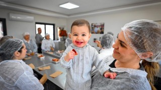 Mersin BŞB Kadınlara Kan Portakalı Kurutma Atölyesi Başlattı