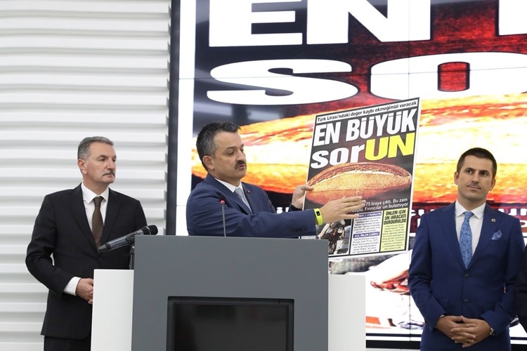 Son dakika... Bakan Pakdemirli'den Ekmek zammı açıklaması