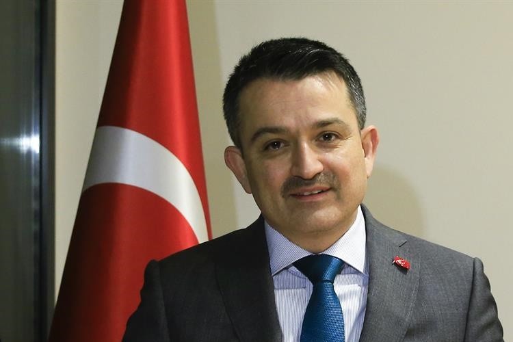 Pakdemirli: Türkiye'nin Tarım Alanındaki Pilot Projeleri Hayranlıkla Karşılandı