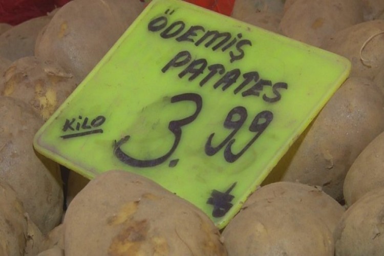 Tarlada 1 lira 50 kuruş olan patates markette 4 lira