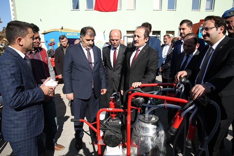 Bayburt’da Buzağı Ölümleriyle Mücadelede Başarılı Sonuç Alındı